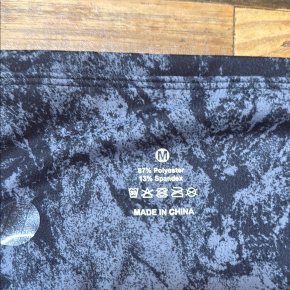 The Gym People Gray Marble Workout Leggings women’s size M - Picture 4 of 8